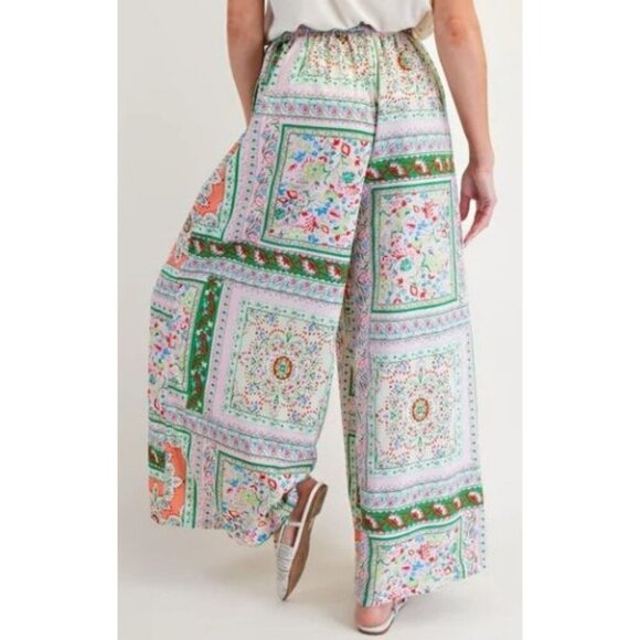 Easel Scarf Wide Leg Pull On Elastic Waist Boho Pants Size Medium NWT - Picture 4 of 9